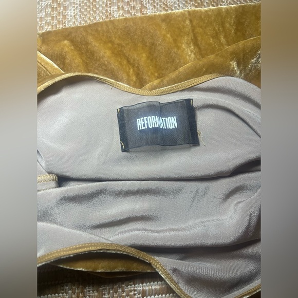 Reformation Women's Gold Velvet Slip Dress,Mini Dress,Sleeveless,Size S - Picture 8 of 10